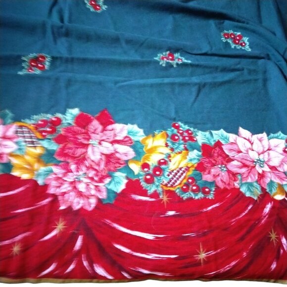 Christmas Green Red Rectangular Poinsettia Holly Fabric Tablecloth 52 x 102 In. - Picture 3 of 4